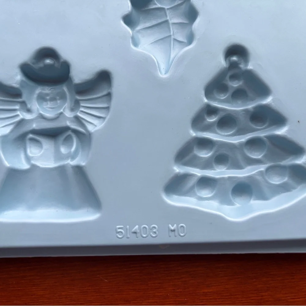 Vintage Candy Mold RARE Christmas Holiday Distlefink Designs 1994 51403 MO